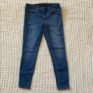 American Eagle Super Stretch Jeans Size 4 Short